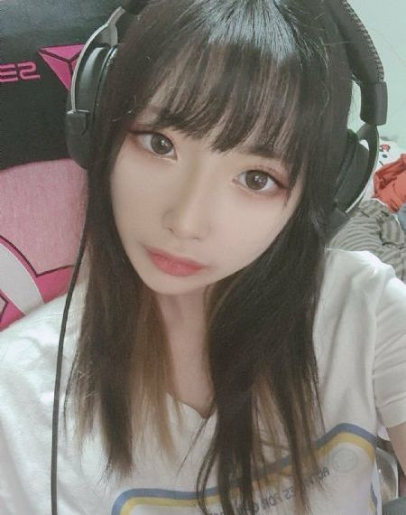 女性一级全黄生活片免费看_高清在线手机播放