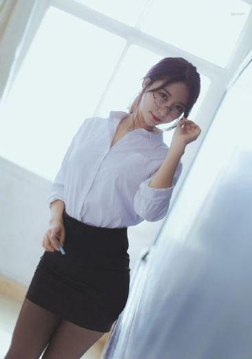 亚洲成av人片在一线无码观看_蓝光HD在线观看