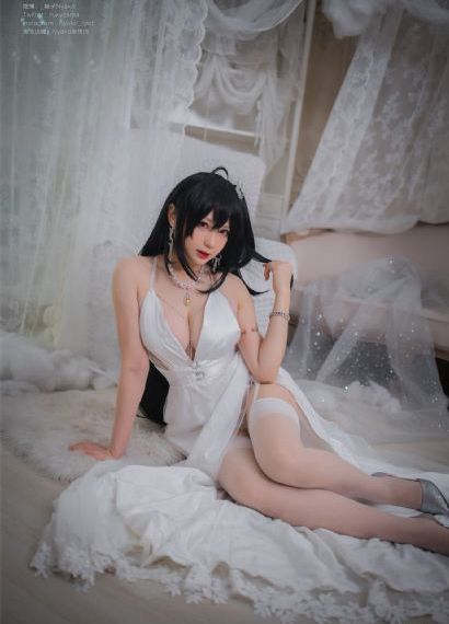 丰满少妇特黄一区二区三区_蓝光高清完整版