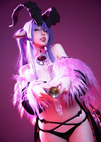 扒开美妇白臀扒挺进在线视频_超清高清迅雷在线观看