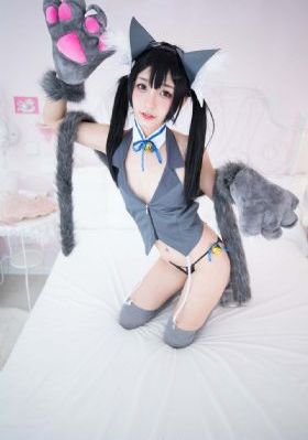 xxxx欧美丰满大屁股_BD韩语动漫免费观看